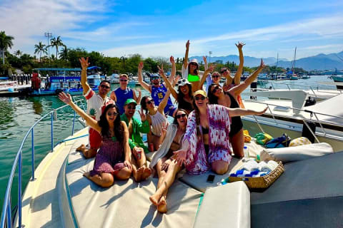 Puerto Vallarta Private Yacht Adventure 5 hours + 1 hour Free — photo 6