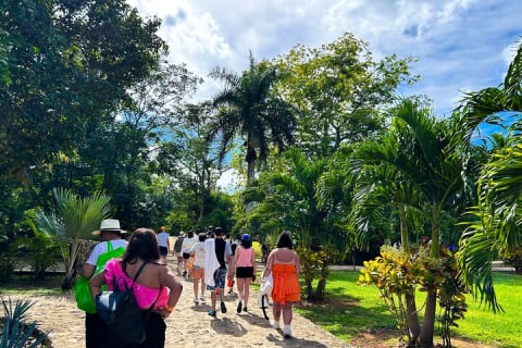 Chichen Itza Early Access Private Tour with Buffet Lunch — photo 6
