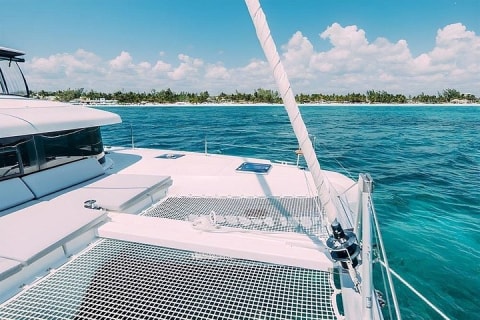 Expérience de 4 heures en catamaran privé Lagoon de 42 pieds — photo 12