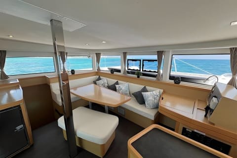 Expérience de 4 heures en catamaran privé Lagoon de 42 pieds — photo 13