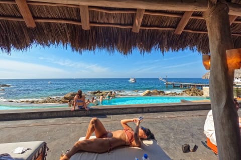 Mega catamaranes TODO INCLUIDO: aventura en una playa paradisíaca remota — photo 14