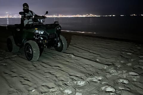 Patrol and Night Encounter with Sea Turtles — photo 4