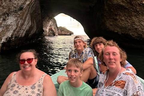 Bioluminescence et excursion locale en bateau au coucher du soleil vers le sanctuaire de Los Arcos — photo 13