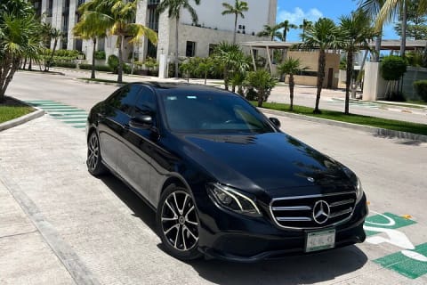 Luxury Business Sedan –Riviera Maya-Cancun Airport — photo 13