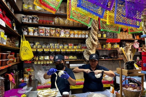 Tour gastronómico por Oaxaca con más de 10 platillos de auténticos sabores mexicanos — photo 2