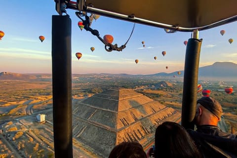 Vuelo en globo con desayuno buffet y transporte — photo 2