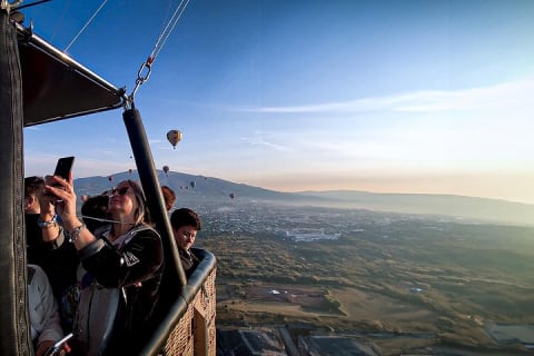 Vuelo en globo con desayuno buffet y transporte — photo 4