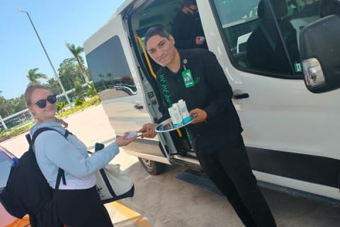 Minibus arrivals from Tulum Airport — photo 5