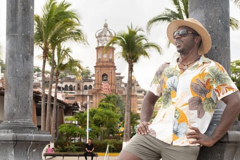 Sesión de fotos privada en el Centro Histórico y el Malecón de Puerto Vallarta — photo 1