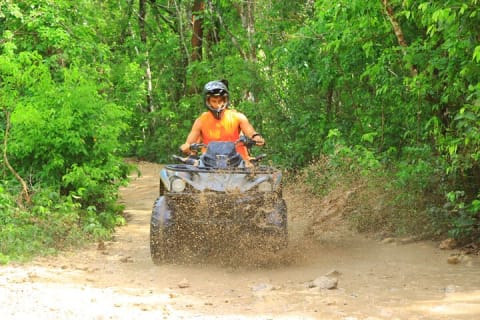 Half Day Outdoor Adventour ATV, Rappel, Cenote, Aquatic Zipline — photo 6