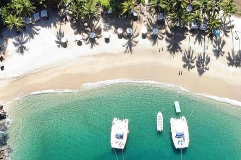 Private Yacht 4Hours Food & drinks included,price is only DEPOSIT — photo 4