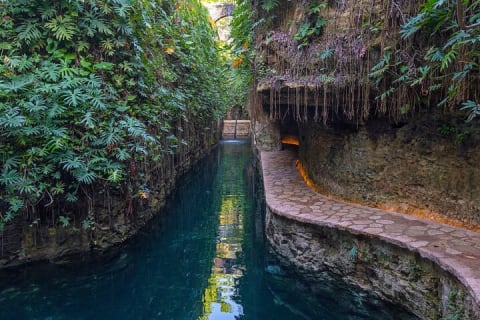 Tour Hacienda and Cenotes Mucuyché with Guided Tour in Oxkintok — photo 2