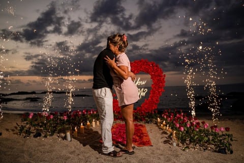 Private Photoshoot Giant Heart with Roses — photo 6