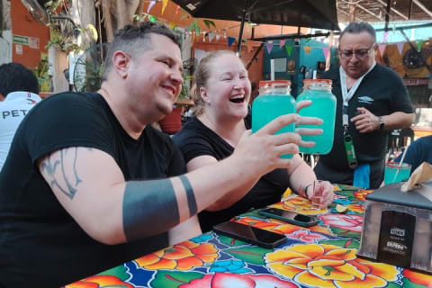 Bar hopping tour in Merida — photo 1