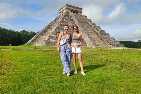 Chichen itza, cenote and magic Izamal — photo 1