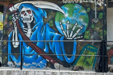 Tour por el cementerio inspirado en el Día de Muertos en Puerto Vallarta — photo 1