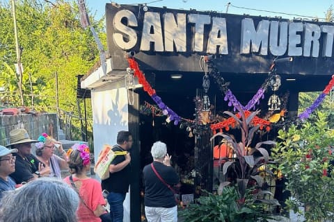 Tour por el cementerio inspirado en el Día de Muertos en Puerto Vallarta — photo 7
