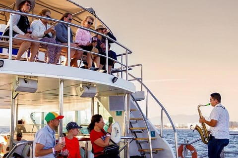 Puerto Vallarta Sunset Catamaran with Open Bar & Saxophone — photo 12