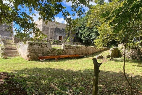Chichen Itza Mayan Flavors and Jungle at Hacienda Privada with Cenote — photo 1