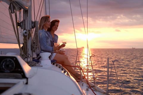 Navega al atardecer en un paseo de lujo por la Bahía de Vallarta — photo 4