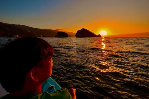 Sunset and Bioluminescence Boat Tour at Los Arcos Islands — photo 4