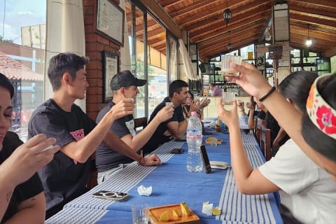 Tour privado a Hierve el Agua, cata de mezcal y textiles — photo 8