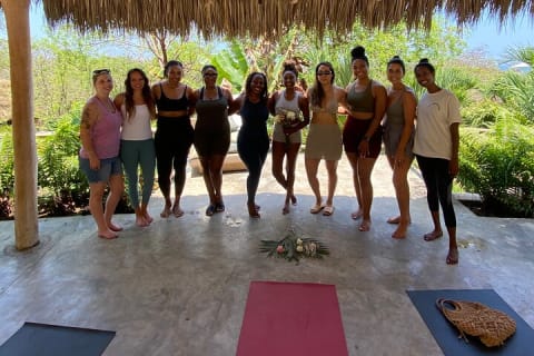 Clase grupal de yoga con Wanderlust Sayulita — photo 3