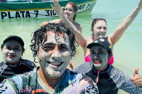 Paseo en lancha por los manglares de Celestún y playa desde Mérida — photo 11