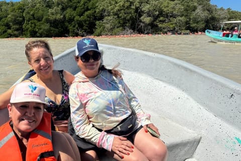 Paseo en lancha por los manglares de Celestún y playa desde Mérida — photo 8