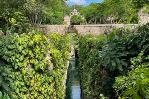 Private tour Uxmal Ruins & Cenotes Hacienda Mucuyche — photo 10