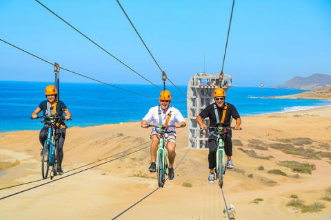Balade à dos de chameau sur la plage et Sky Bike à Cabo — photo 1