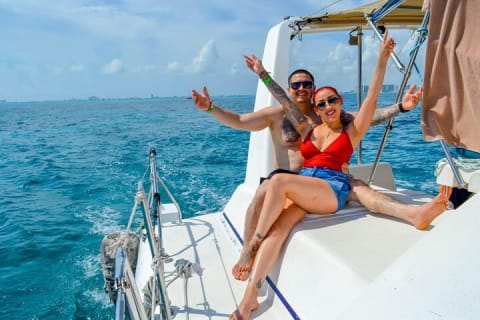 Isla Mujeres Catamaran, Open Bar and Beach Club Tour — photo 5