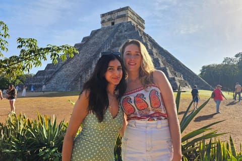 Chichén Itzá, baño en cenote y Pueblo Mágico de Izamal con comida buffet — photo 5