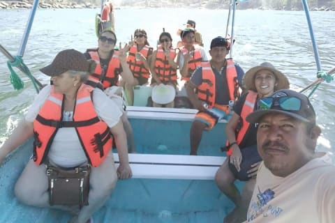 Private Bay Tour and Snorkeling — photo 2