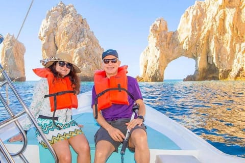 Paseo en bote con fondo de cristal por Cabo San Lucas hasta el famoso Arco — photo 11
