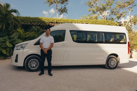 Airport Transfer One Way - Cancun / Tulum - Private or Luxury — photo 2