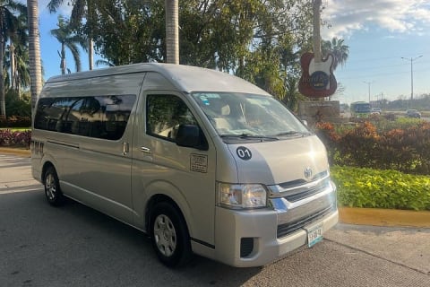Renta de vans con chofer en Mérida, Yucatán, hasta 13 pasajeros — photo 3