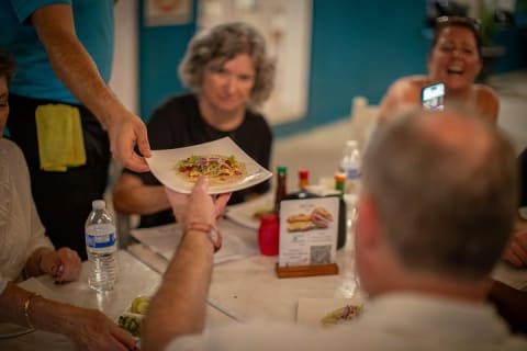 Visite gastronomique nocturne Taco Adventure avec Vallarta Food Tours — photo 14