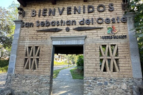 Tour a San Sebastián del Oeste: café, tequila y encanto colonial — photo 1