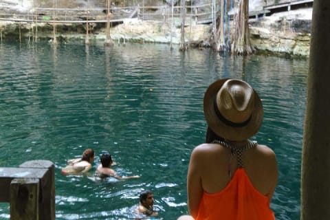 Mérida: tour a Valladolid con cenotes Oxman y Suytun con comida — photo 7