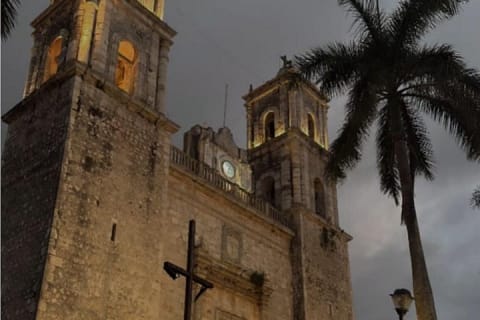 Mérida: tour a Valladolid con cenotes Oxman y Suytun con comida — photo 10