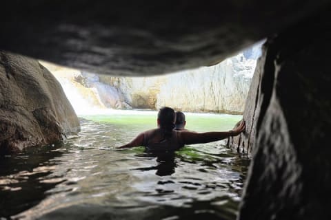 Découvrez les cascades de Polvorín : randonnée guidée d'une journée complète — photo 10