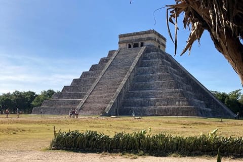 Chichén Itzá and Cenotes Day Trip with Traditional Lunch — photo 1