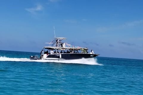 Contoy Island & Mujeres island, snorkeling & lunch on the beach. — photo 5