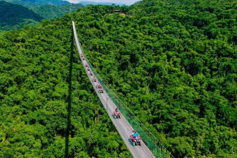 Cruza en RZR o ATV el puente colgante más largo + cascada — photo 2