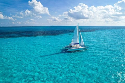 Isla Mujeres Catamaran Cruise and Beach Club from Riviera Maya — photo 5
