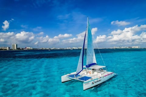 Isla Mujeres Catamaran Cruise and Beach Club from Riviera Maya — photo 6