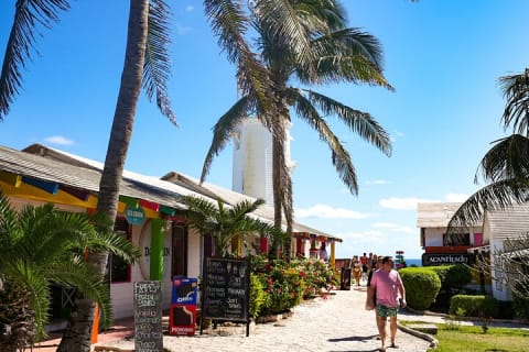 Isla Mujeres Catamaran Cruise and Beach Club from Riviera Maya — photo 11