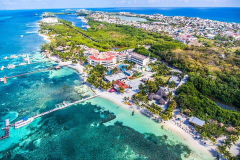 Isla Mujeres Catamaran Cruise and Beach Club from Riviera Maya — photo 13