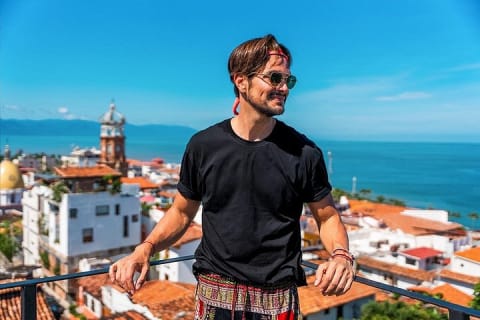 Puerto Vallarta Downtown Cinematic Photoshoot with Video — photo 3